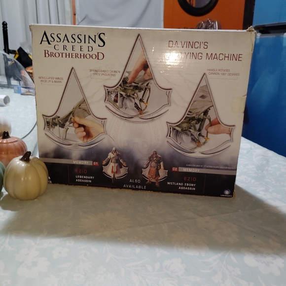 Assassin's Creed Brotherhood DA VINCI'S Flying Machine - Picture 3 of 8